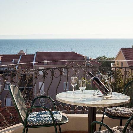 Apartments Cvjetni Dvori Макарска Экстерьер фото