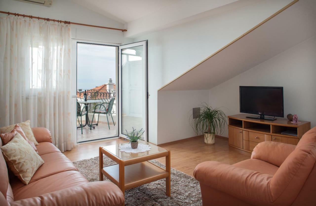 Apartments Cvjetni Dvori Макарска Экстерьер фото